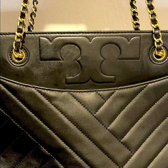 Tory Burch Handbags - Tory burch large lamb skin quilted tote black